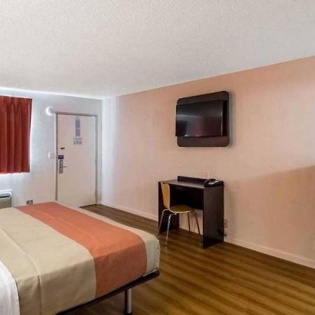 Whitten Inn Clinton Luaran gambar