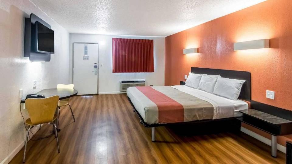 Whitten Inn Clinton Luaran gambar