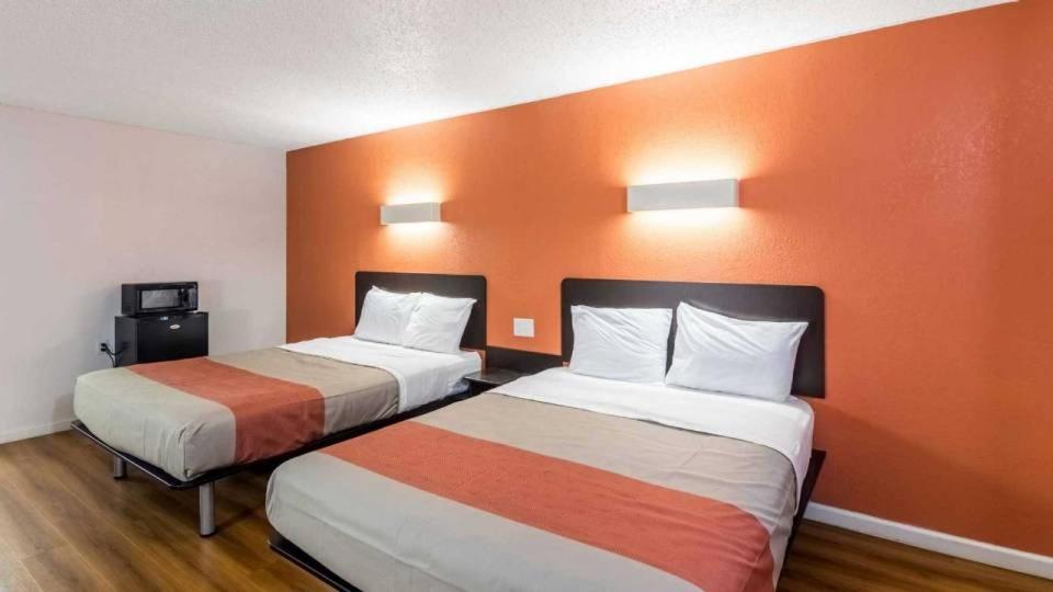 Whitten Inn Clinton Luaran gambar
